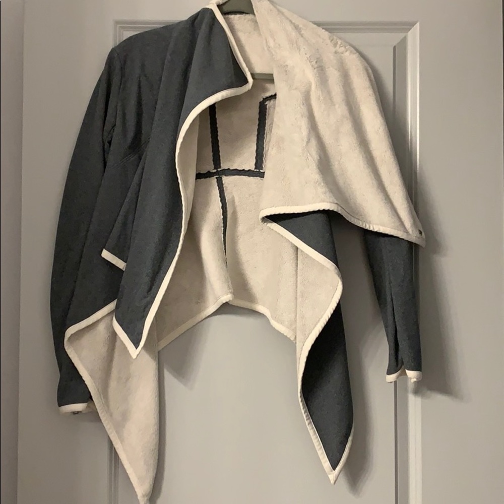 Lululemon jacket/cardigan